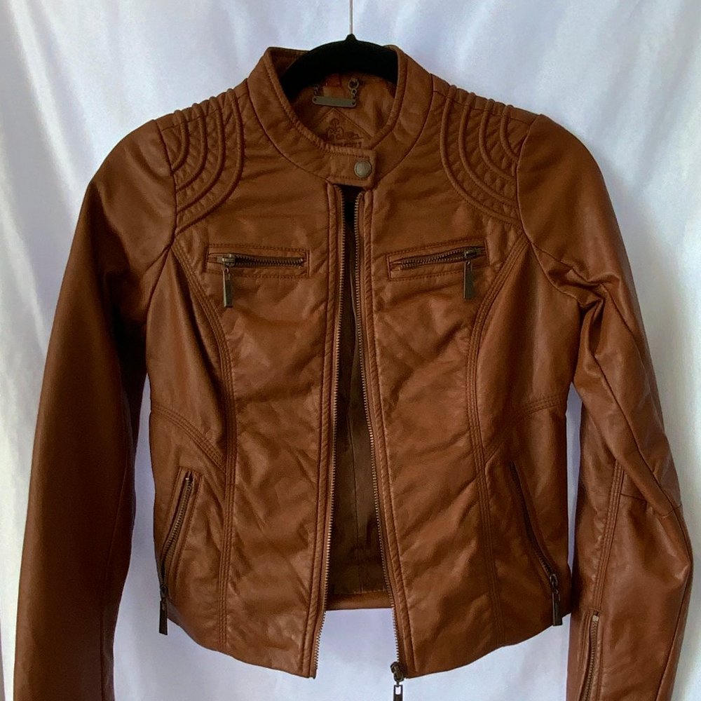 Juniors/Young Womens Coat